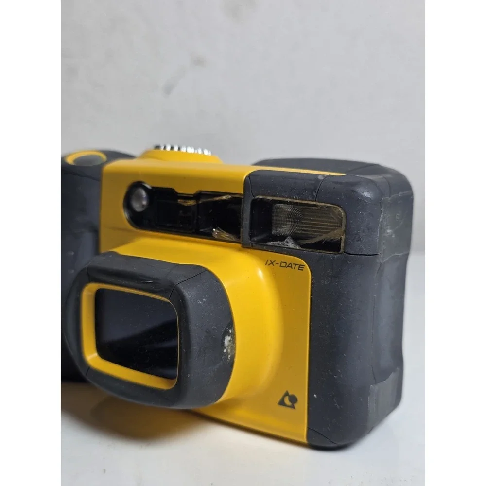 Minolta Vectis Weathermatic Dual APS Point & Shoot Film Camera UNTESTED